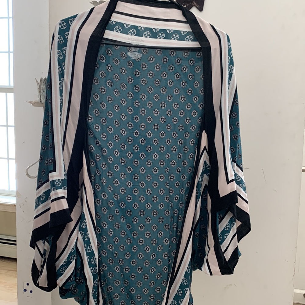 Merona Wrap OS - Picture 2 of 3